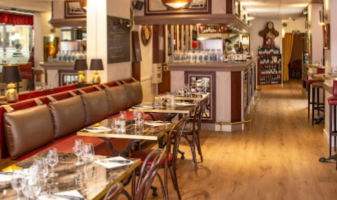 v-interieur-restaurant-le-berenice-2