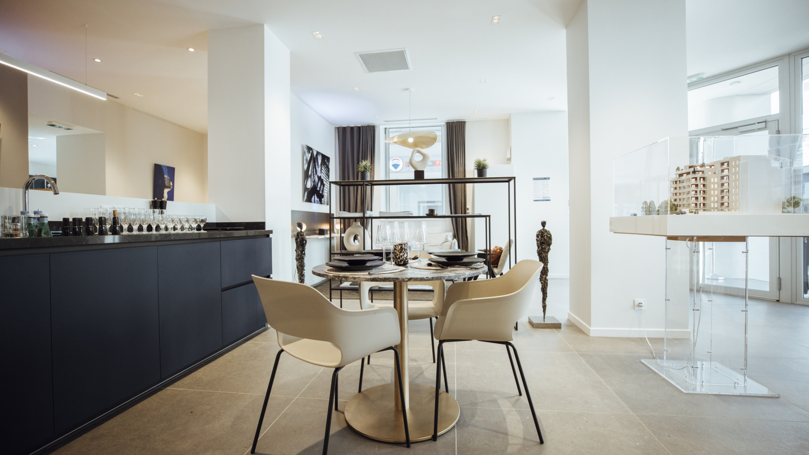 3c29300e-4d15-4b3f-8053-018865f49a40 3c29300e-4d15-4b3f-8053-018865f49a40