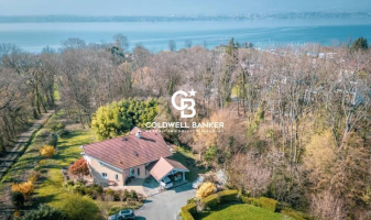 v-vue-exterieure-maison-2-coldwell-banker-desormiere-realty
