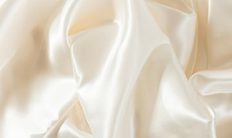 v-soie-carre-blanc