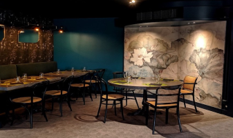 v-interieur-restaurant-les-papilles-3