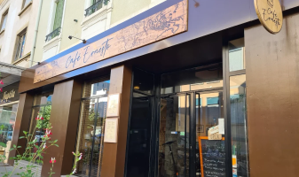 v-devanture-cafe-ernesto