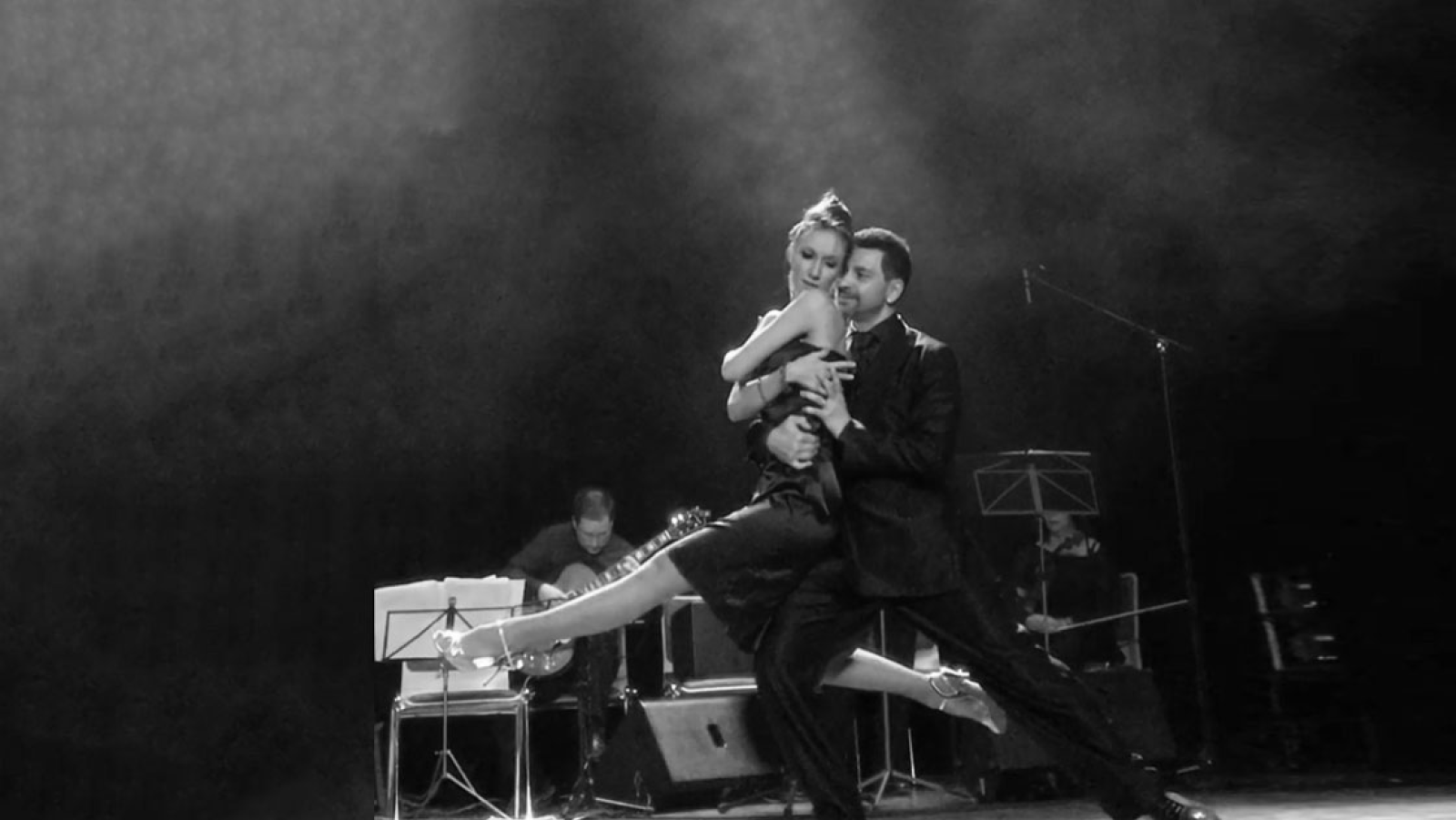 v-danse-salon-3-extravadanse