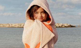 v-peignoir-serviette-enfant-carre-blanc