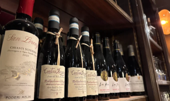 v-bouteilles-vins-la-table-de-giuseppe