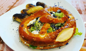 v-bretzel-salee-feline-idee