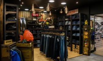 v-interieur-boutique-2-tarantola